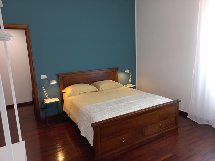 Giulia Town House Tra Citta E Mare Daire Salerno Dış mekan fotoğraf